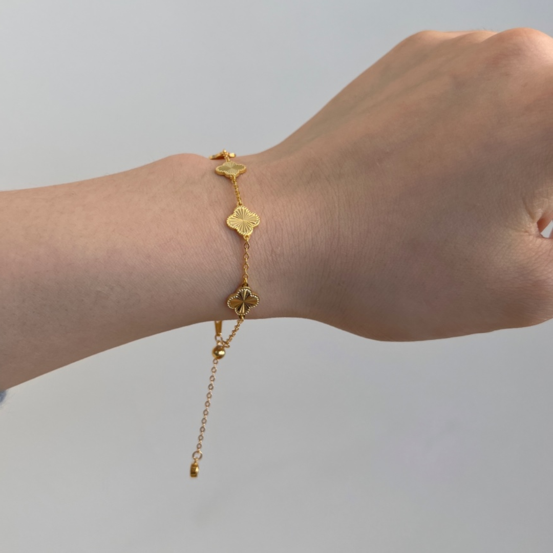 18k Gold Clover plain Bracelet