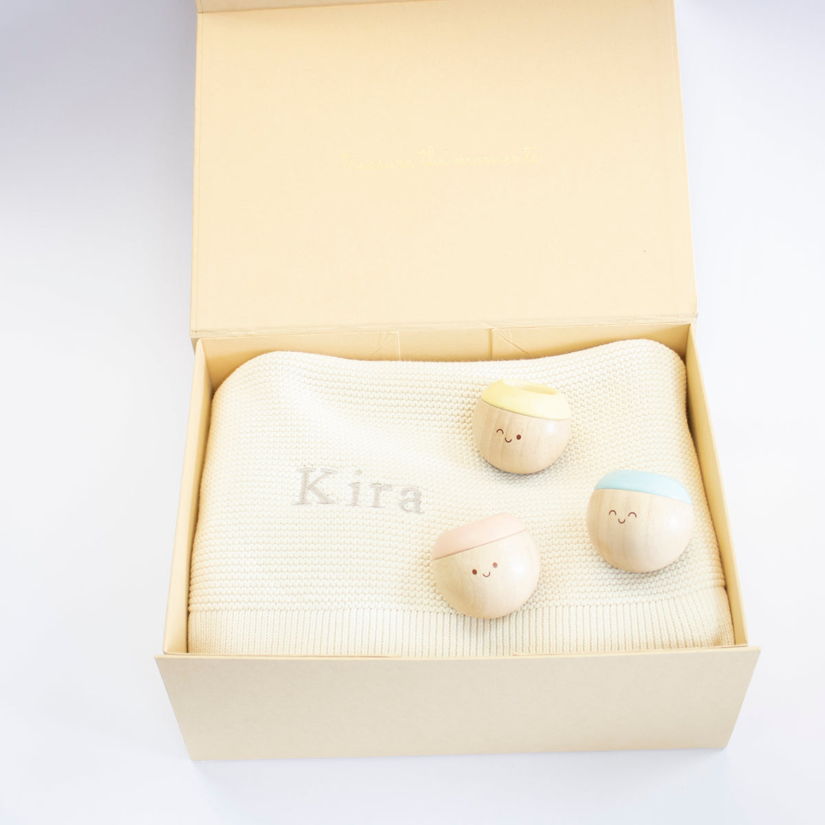 BLANKET AND SENSORY BALLS GIFT SET