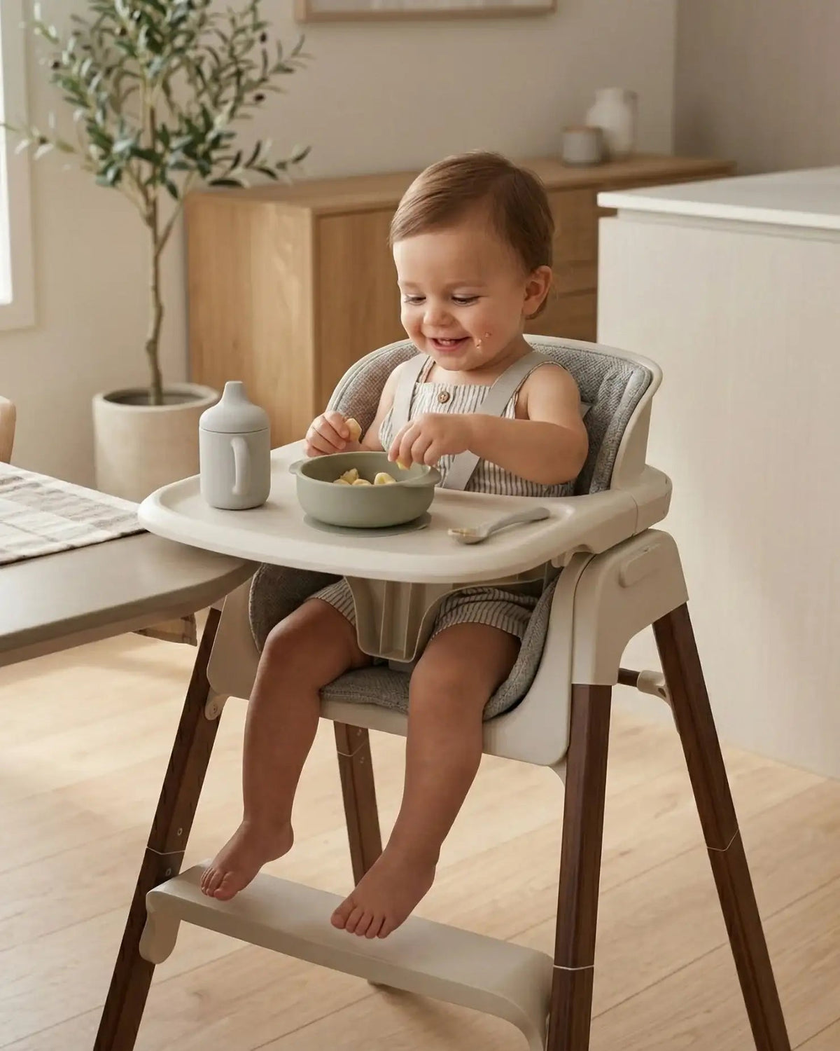 Neyo 2-in-1 High Chair - Beige