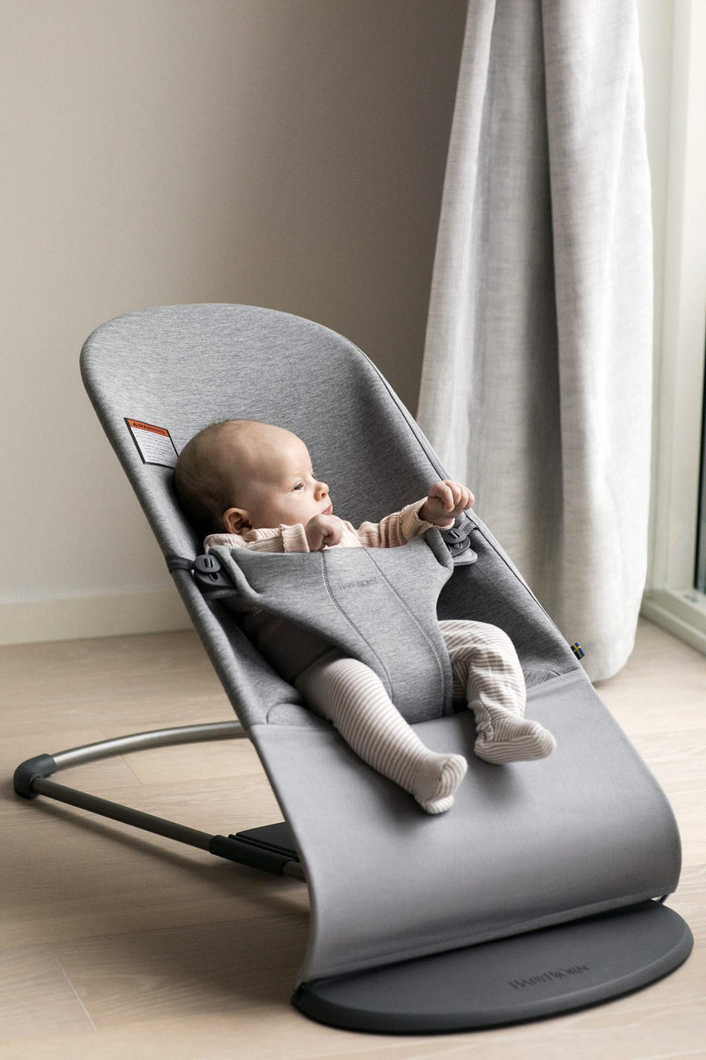 BabyBjörn Bouncer Bliss, Light Gray - 2-in-1 Adjustable Baby Bouncer Seat & Toddler Chair (Newborn to Toddler 8-29 lbs)