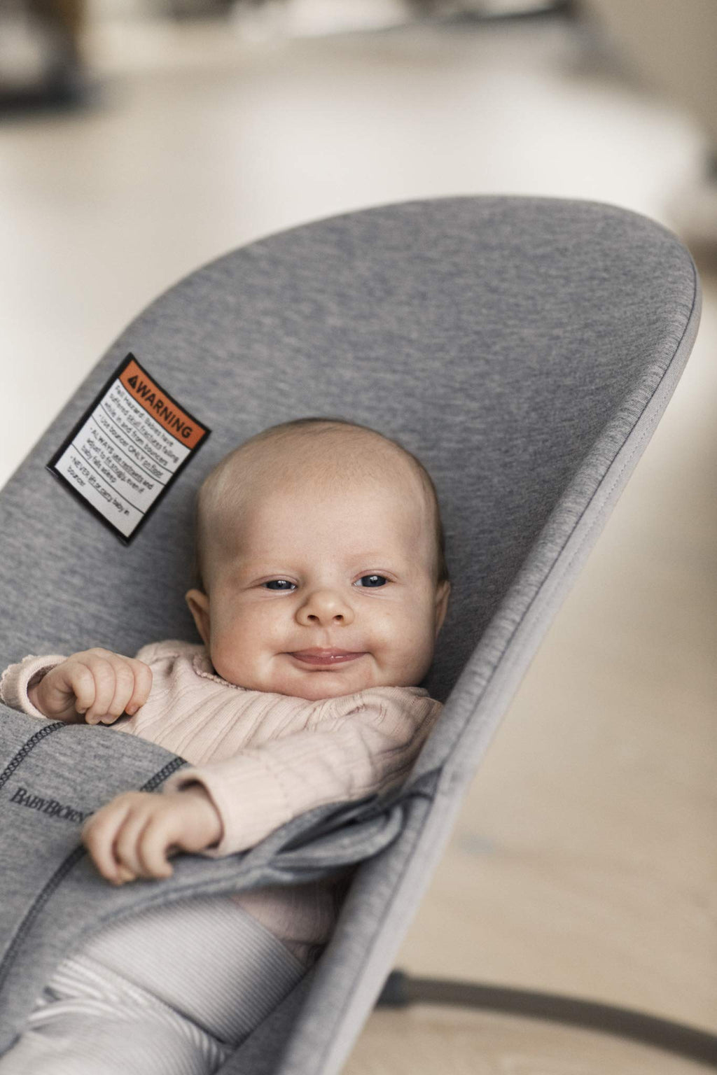 BabyBjörn Bouncer Bliss, Light Gray - 2-in-1 Adjustable Baby Bouncer Seat & Toddler Chair (Newborn to Toddler 8-29 lbs)