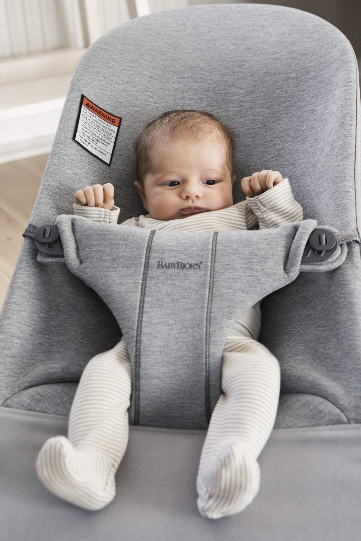BabyBjörn Bouncer Bliss, Light Gray - 2-in-1 Adjustable Baby Bouncer Seat & Toddler Chair (Newborn to Toddler 8-29 lbs)