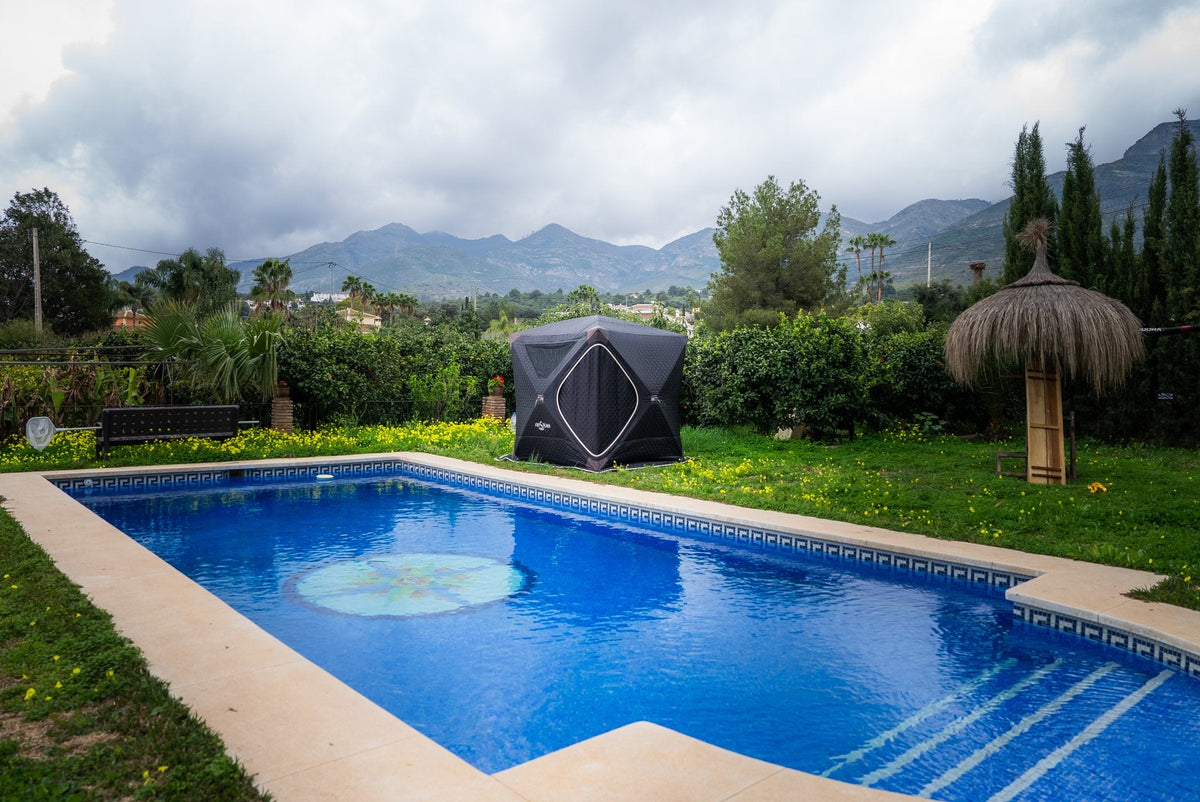 NOIR L Elite — FinSteam Premium Portable Sauna for 2-4 People (Aurora Heater)