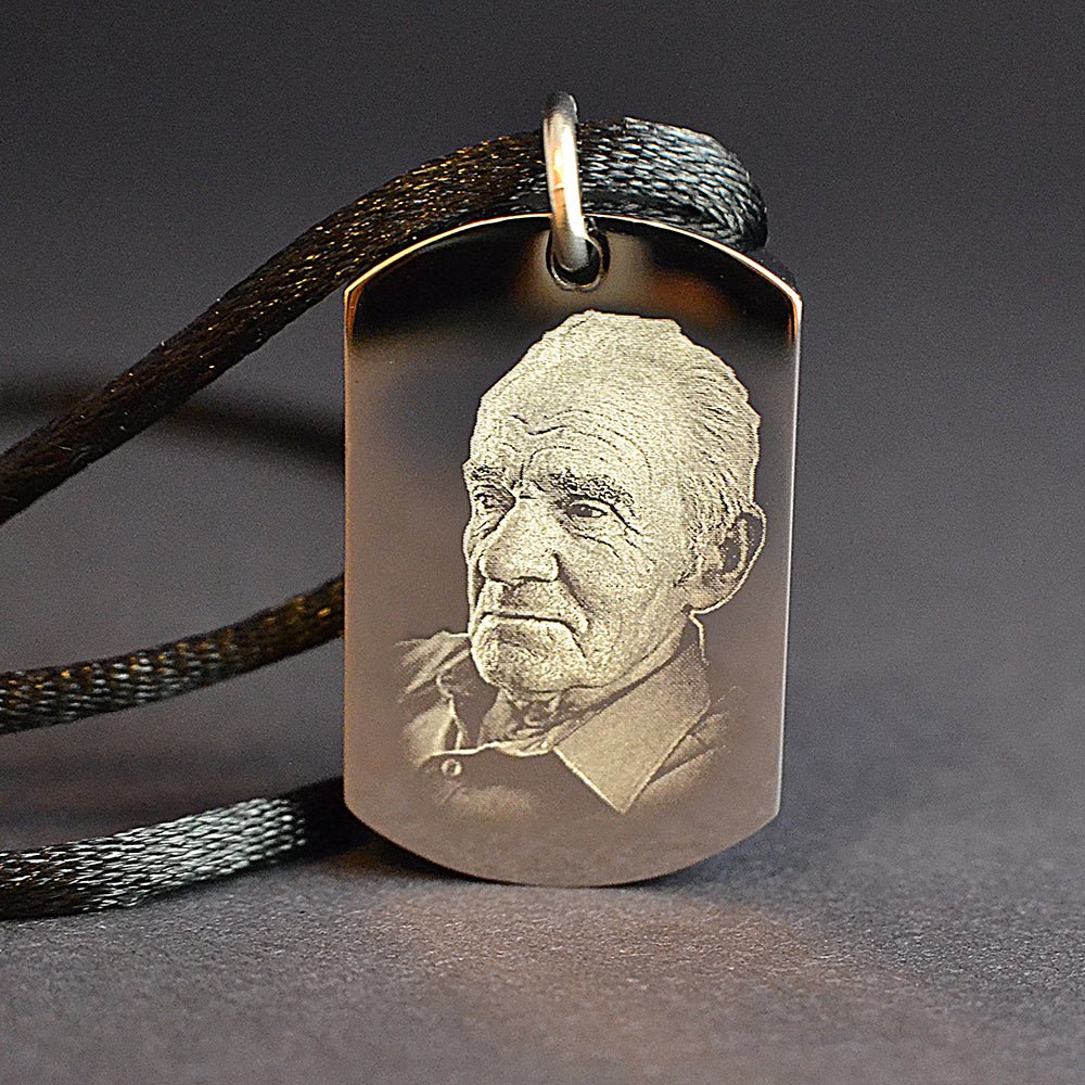 Personalised Memorial Dog Tag Necklace – Cremation Ashes Urn Pendant