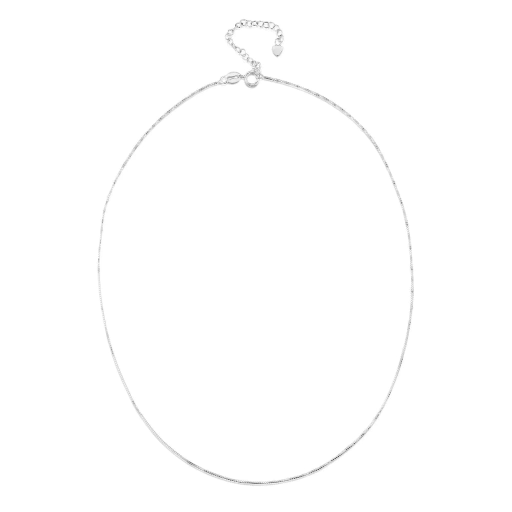Poppy Round Pendant Necklace