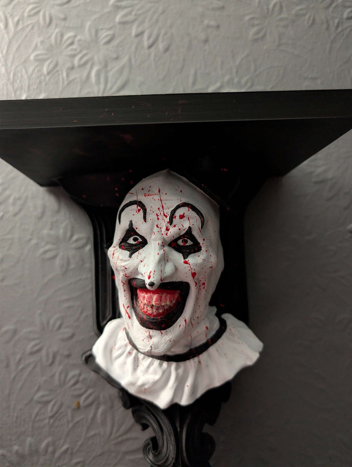 Art the Clown Wall Shelf – Horror Bust Display Shelf | Terrifier Inspired Gothic Decor | Hand Painted Horror Collectible